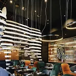Pullman Berlin Schweizerhof - City Center, Zoo Und Kurfuerstendamm Hotel 5*