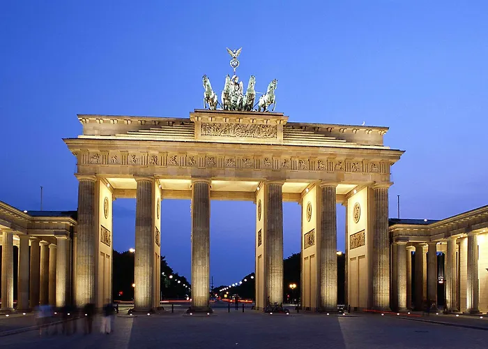 Pullman Berlin Schweizerhof - City Center, Zoo Und Kurfuerstendamm 5*