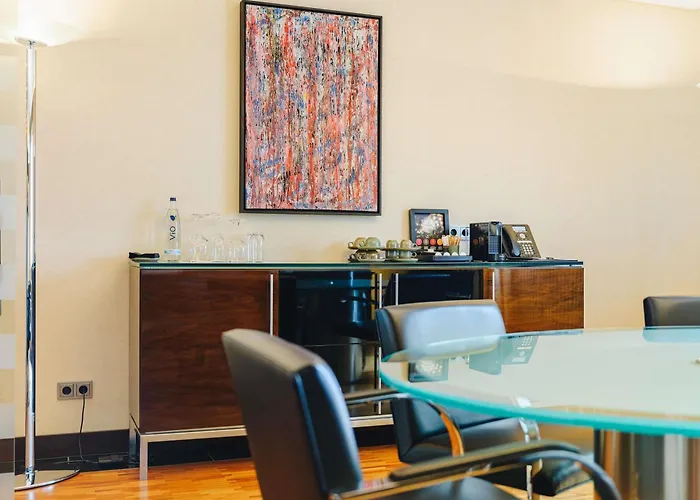 Pullman Berlin Schweizerhof - City Center, Zoo Und Kurfuerstendamm 5*