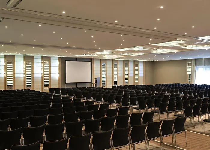 מלון Pullman Schweizerhof 5*