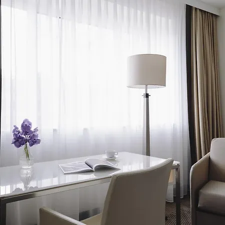 Pullman Schweizerhof Hotell