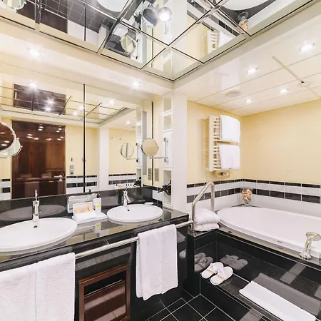 Pullman Schweizerhof 5*