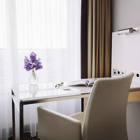Pullman Schweizerhof Szálloda 5*