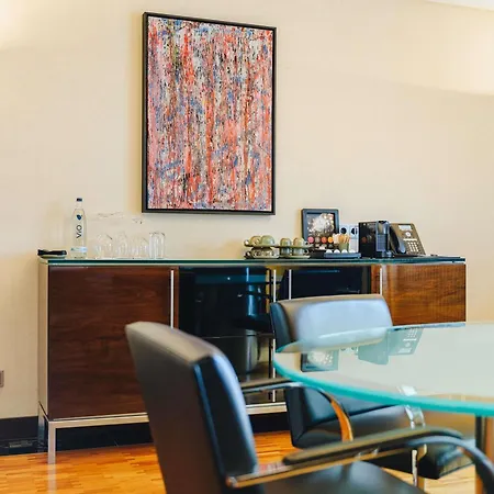 Pullman Schweizerhof 5*