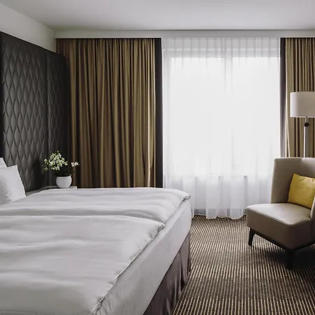 Hotel Pullman Schweizerhof 5*