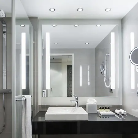 Pullman Schweizerhof Hotel 5*
