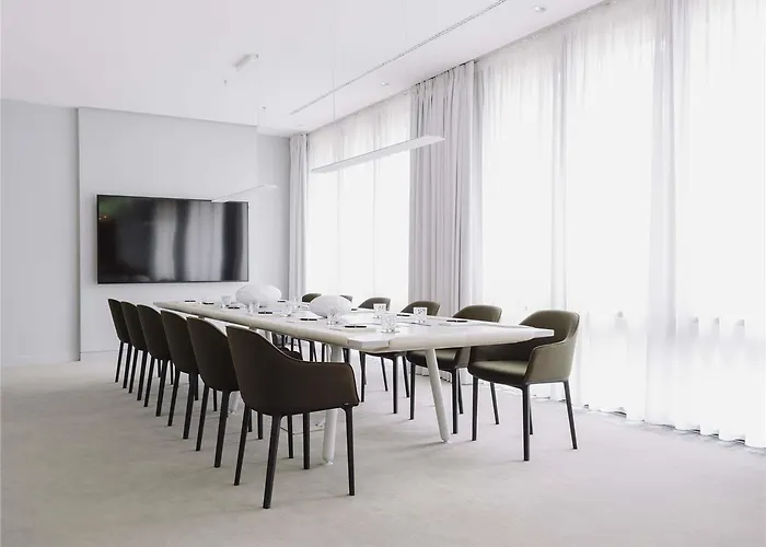 Hotel Pullman Schweizerhof 5*