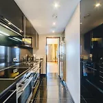 Szálloda Pullman Berlin Schweizerhof - City Center, Zoo Und Kurfuerstendamm