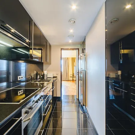 מלון Pullman Schweizerhof