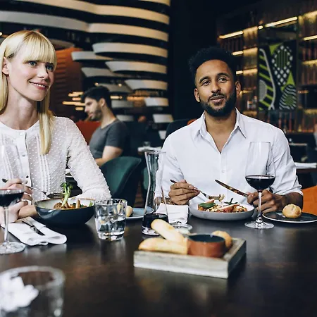 מלון Pullman Schweizerhof ברלין