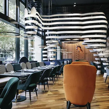 Pullman Berlin Schweizerhof - City Center, Zoo Und Kurfuerstendamm Szálloda