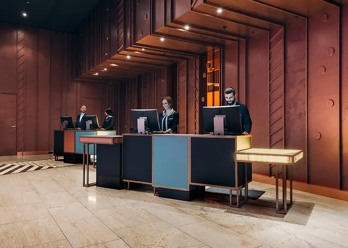 Pullman Schweizerhof Szálloda 5*